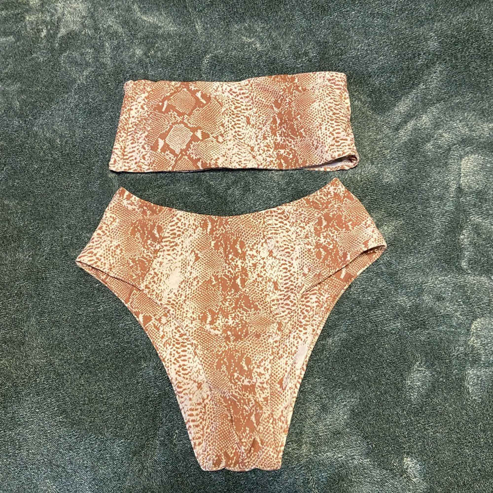 NWOT bikini